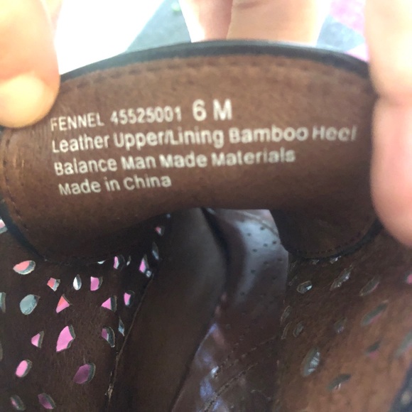 Naya Black leather fennel booties/ heels- obo - Picture 3 of 3